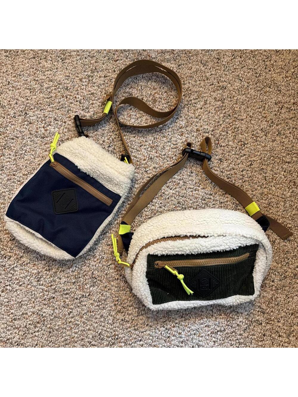 United by blue Sherpa bottle holder/Fanny pack